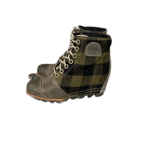 Sorel Joan of Arctic Boots women’s size 8 Hidden Wedge Lace Up Green - Picture 1 of 9